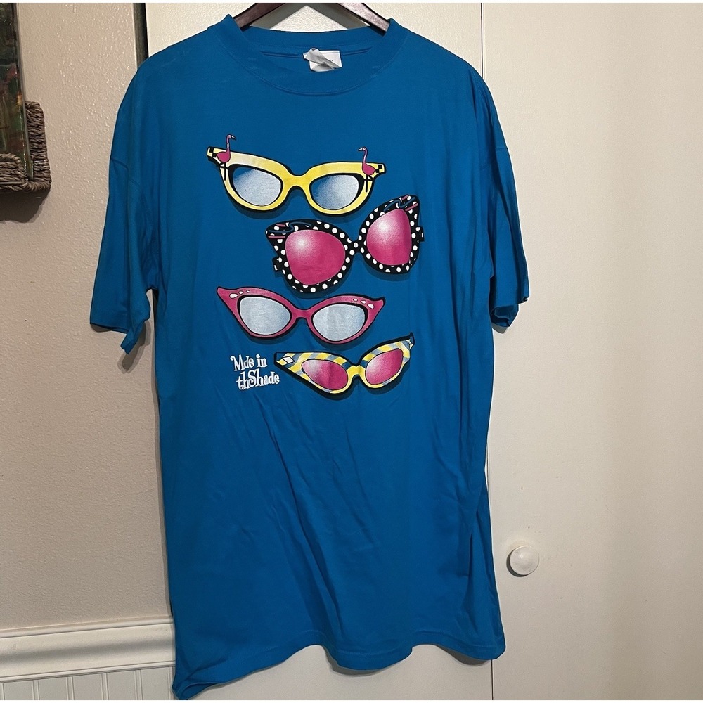 Vintage‎ Lollipop Sleepwear Made in the Shade Retro Sunglasses Graphic T-Shirt